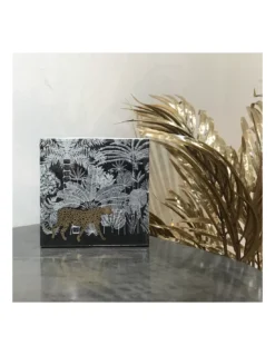 The Archivist Allumettes de Luxe Guépard Doré – Boîte Carrée Design Jungle 7 The Archivist Allumettes de Luxe Guépard Doré – Boîte Carrée Design Jungle -Jolie Bougies Soldes allumettes guepard the archivist 3