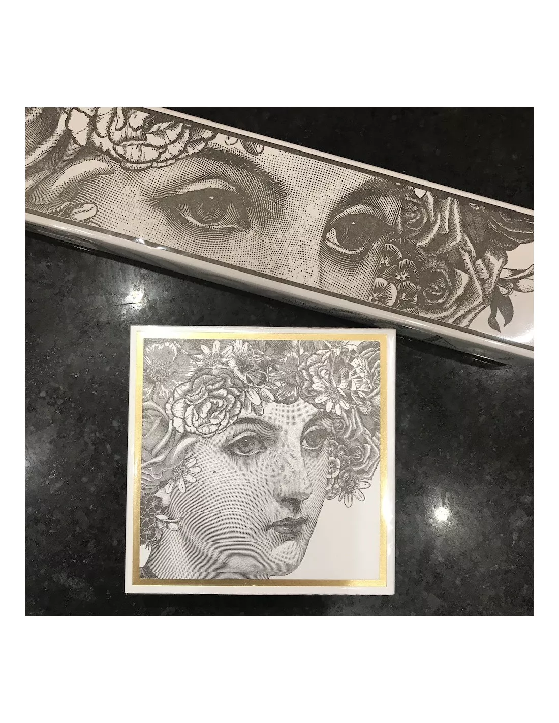 The Archivist - Grande Boîte d'Allumettes Décorative Lady C&W - 125 Allumettes Blanches 2 The Archivist - Grande Boîte d'Allumettes Décorative Lady C&W - 125 Allumettes Blanches – Image 2