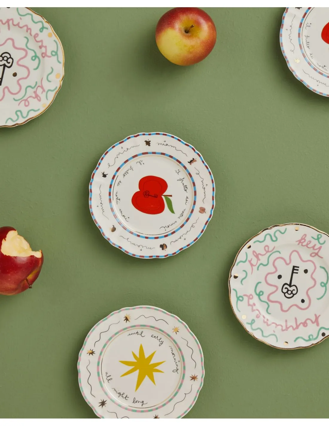 Bitossi Home Rose et Or - Collection Il Frutto della Passione - Petite Assiette Cœur en Céramique 5 Bitossi Home Rose et Or - Collection Il Frutto della Passione - Petite Assiette Cœur en Céramique – Image 5