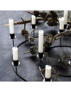 House Doctor Ring Black 8-Cierges – Multi-Level Minimalist Scandinavian Chandelier 6 House Doctor Ring Black 8-Cierges – Multi-Level Minimalist Scandinavian Chandelier -Jolie Bougies Soldes chandelier rond 8 cierges house doctor 2