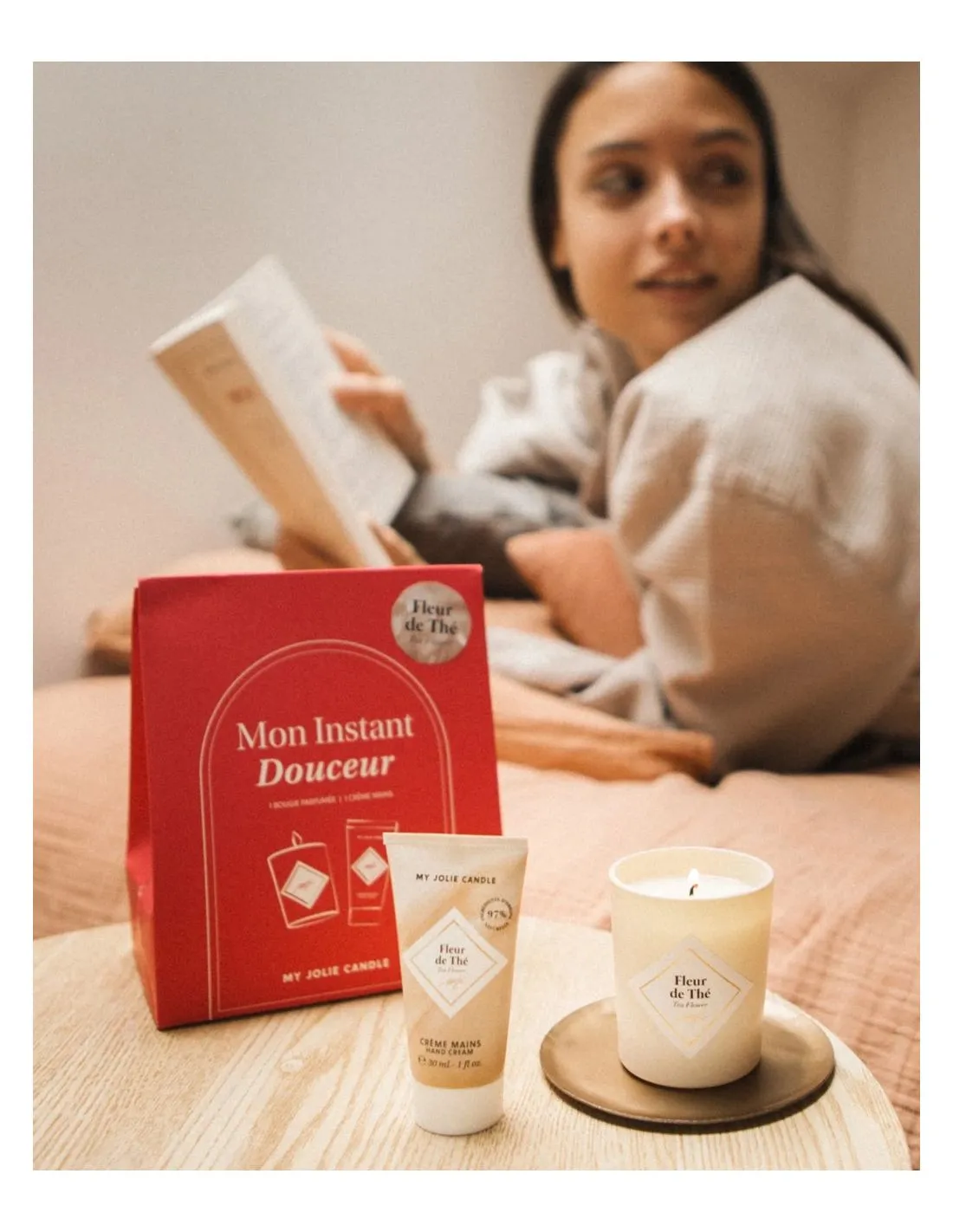 Coffret Bougie Et Crème Fleur De Thé 2 Coffret Bougie Et Crème Fleur De Thé – Image 2