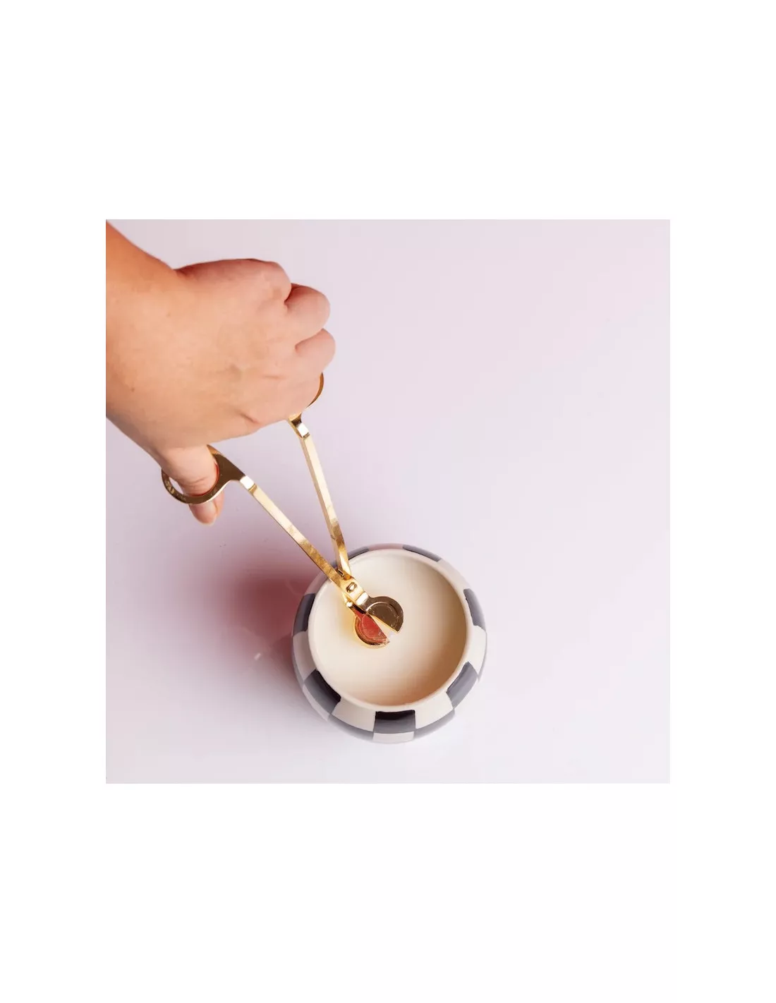 Paddywax Gold Wick Trimmer – Elegant Metallic Finish Candle Care Tool 2 Paddywax Gold Wick Trimmer – Elegant Metallic Finish Candle Care Tool – Image 2