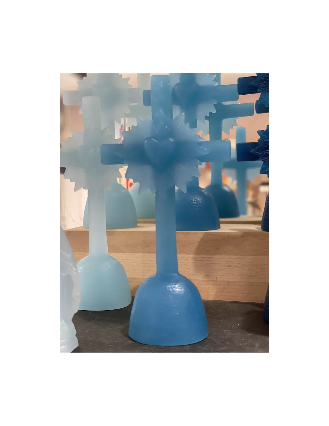 Croix Coeur De Lumière - Turquoise - Ciergerie Des Prémontrés 2 Croix Coeur De Lumière - Turquoise - Ciergerie Des Prémontrés – Image 2