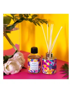 Diffuseur à Bâtonnets Baija Delirium Floral – Iris & Patchouli Parfum d'Intérieur 7 Diffuseur à Bâtonnets Baija Delirium Floral – Iris & Patchouli Parfum d'Intérieur -Jolie Bougies Soldes diffuseur a batonnets delirium floral baija 3