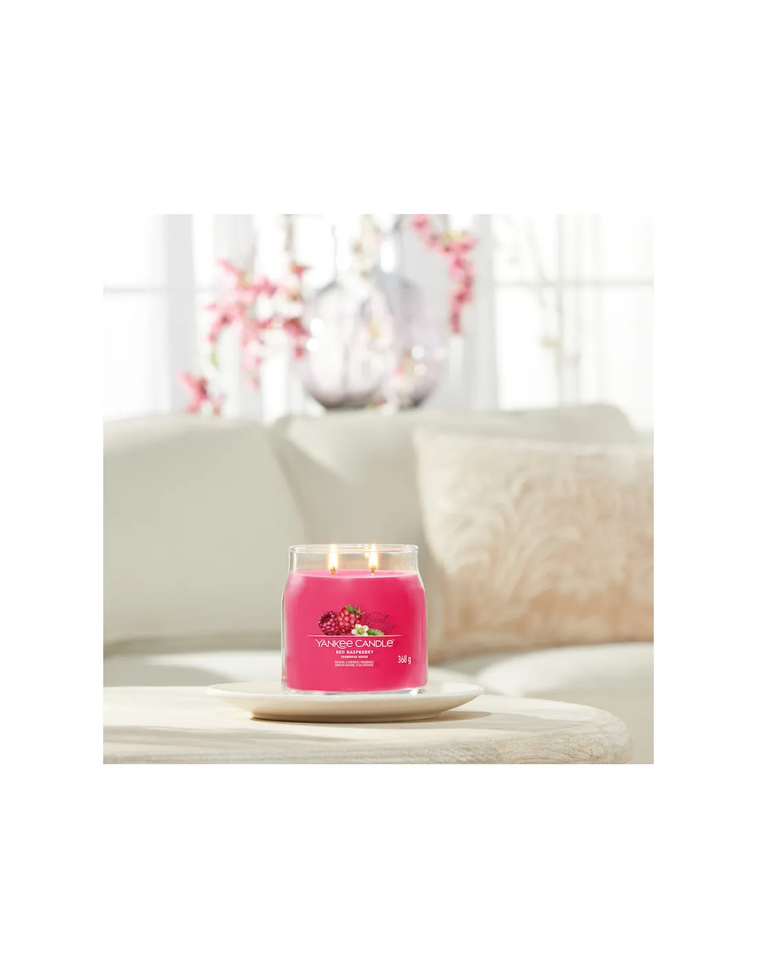 Yankee Candle Framboise Rouge - Moyenne Bougie 2 Yankee Candle Framboise Rouge - Moyenne Bougie – Image 2