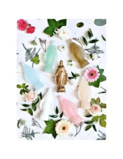 Mini Vierge Miraculeuse - Menthe - Ciergerie Des Prémontrés 7 Mini Vierge Miraculeuse - Menthe - Ciergerie Des Prémontrés -Jolie Bougies Soldes mini vierge miraculeuse menthe ciergerie des premontres 3