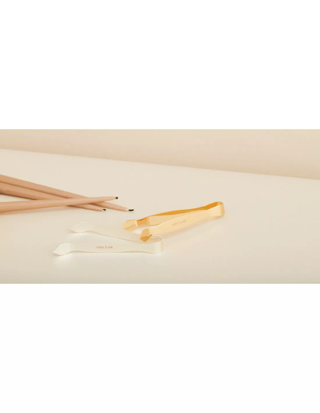 Ester & Erik Mouche Bougie - Éteignoir à Cierge Doré en Acier Inoxydable 2 Ester & Erik Mouche Bougie - Éteignoir à Cierge Doré en Acier Inoxydable – Image 2