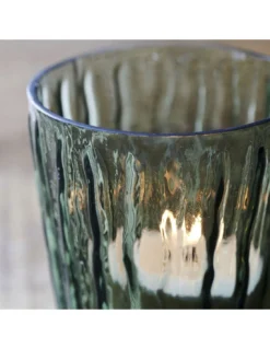 House Doctor Tinka Photophore Verre Vert Foncé – Bougeoir Design à Rayures Verticales -Jolie Bougies Soldes photophore en verre tinka vert fonce 2