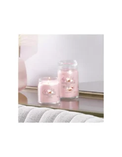 Yankee Candle Pink Sand - Moyenne Bougie -Jolie Bougies Soldes pink sand moyenne bougie 2