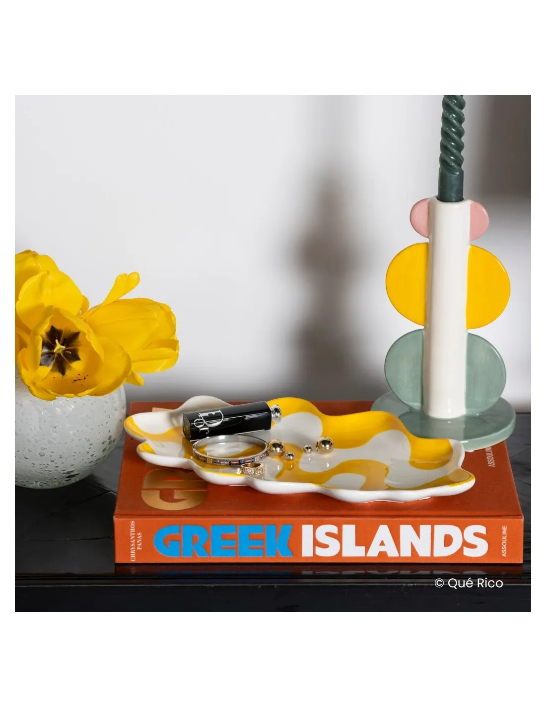 Qué Rico Plateau Renata Rio Retro – Plateau Décoratif en Dolomite Jaune et Blanc Peint à la Main 3 Qué Rico Plateau Renata Rio Retro – Plateau Décoratif en Dolomite Jaune et Blanc Peint à la Main – Image 3