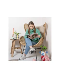 Que Rico Pot Ignacio - Rayas Bailarinas Hand-Painted Ceramic Vase - Blue, Yellow & Pink Striped Planter -Jolie Bougies Soldes pot ignacio rayas bailarinas 2