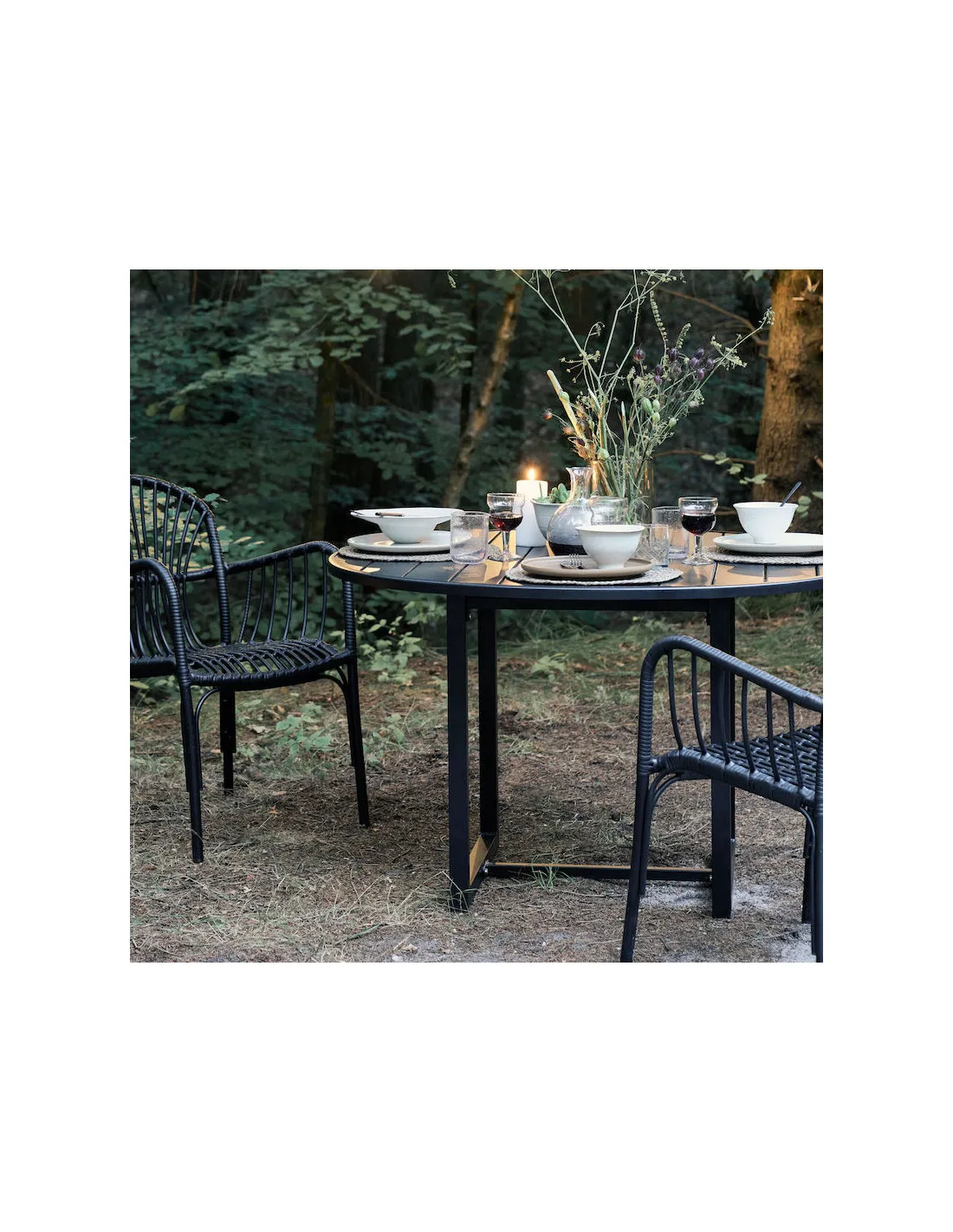 House Doctor Table D'extérieur Métal Noir 120 Cm 6 House Doctor Table D'extérieur Métal Noir 120 Cm – Image 6